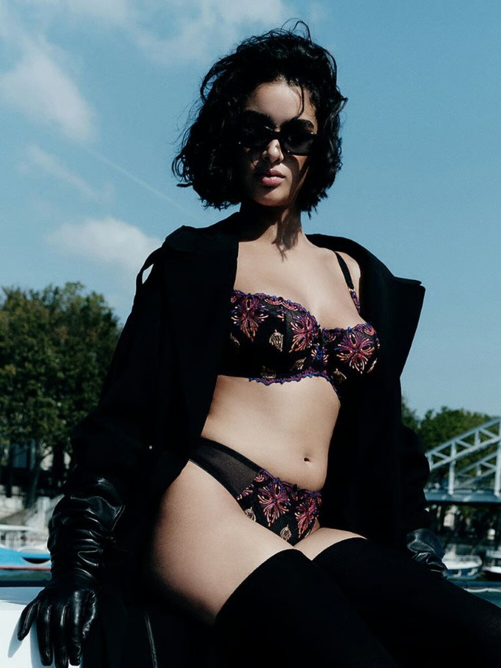 NWT 32D Black Jewels Chantelle Champs Elysées Lace Unlined Demi Bra